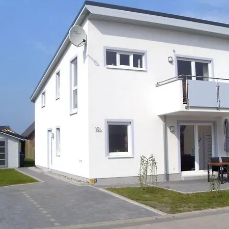 Tacke 2 Comfortable Holiday home Burg auf Fehmarn